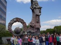 Gruppenfoto vom Besuch der Herrnhuter Schüler bei ihren Partnern in Wschowa